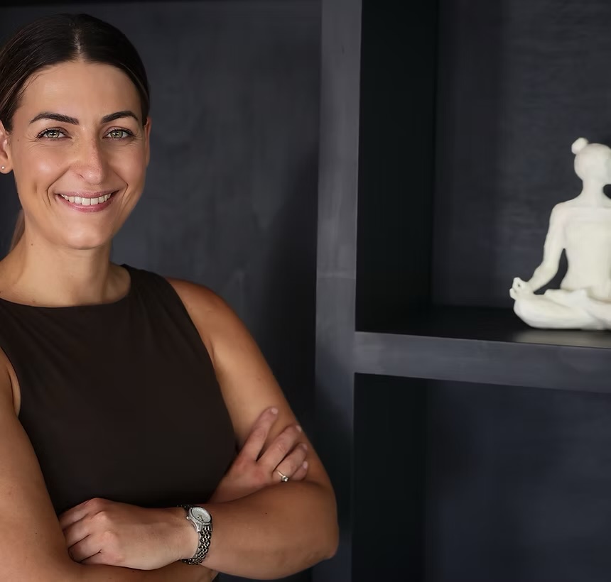 Melanie behandelaar van Flow & Glow Studio Utrecht
